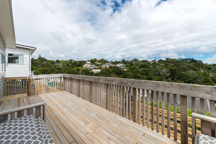 49 Leo Street Glen Eden_26