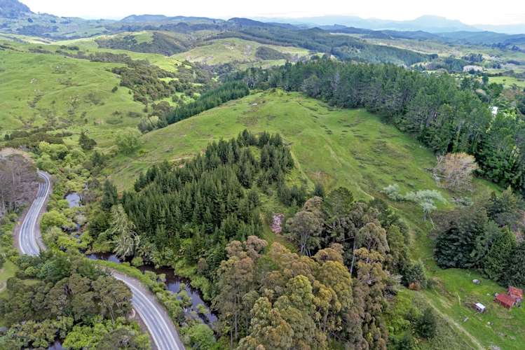 4649 Waiapu Road Te Puia Springs_22