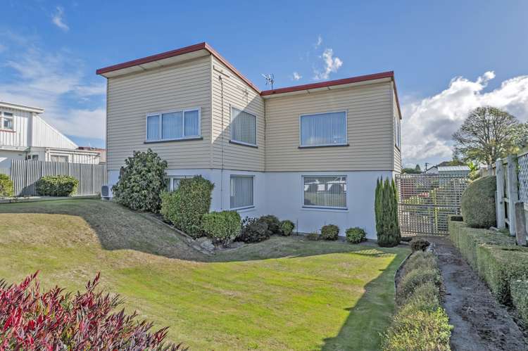 60 Springs Road Hornby_18