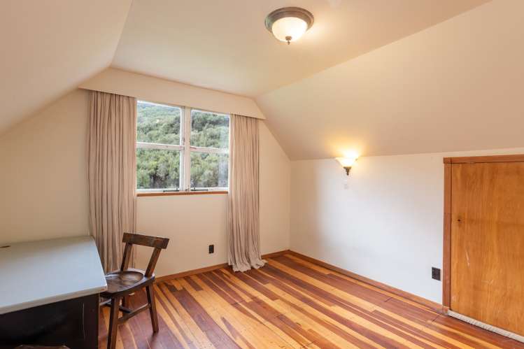 100 Hair Street Wainuiomata_12