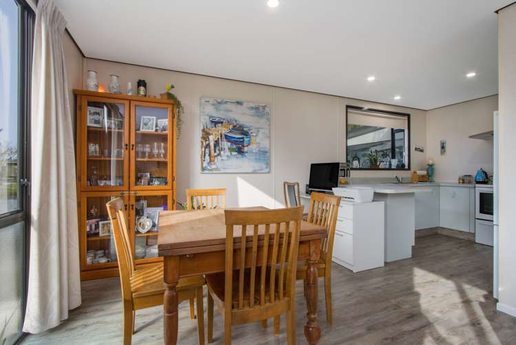 6 The Meadows Katikati_11