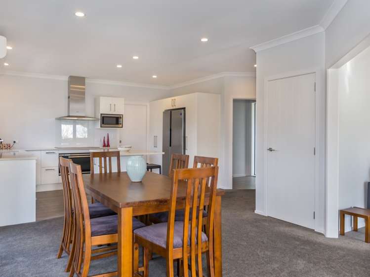 36 Kurth Crescent Silverstream_9