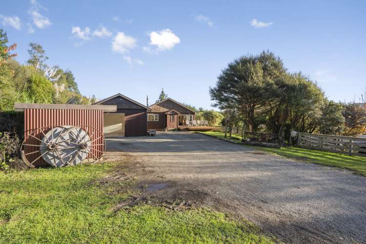 34 Pencarrow Crescent Wainuiomata_6
