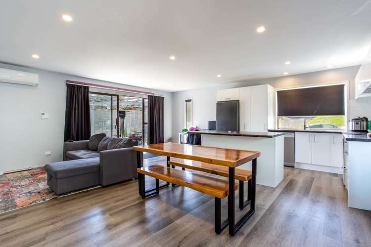 1 Hellyers Street Birkdale_12