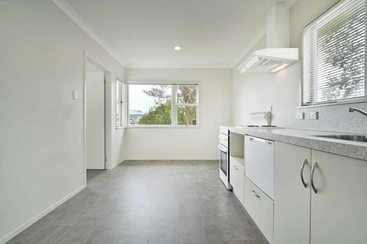 305 King Street South Hastings_9