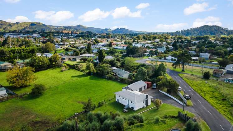38 Silverton Road Waihi_22
