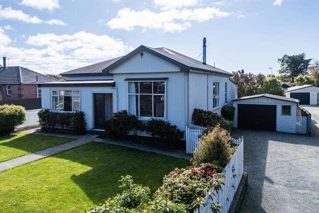 Modernised Throughout - Four Bedrooms