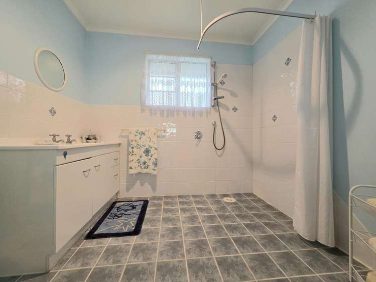 79 Maudes Road Deborah_16