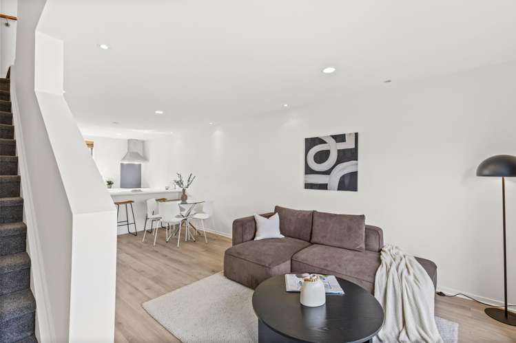 2/25 Rossmay Terrace Kingsland_7