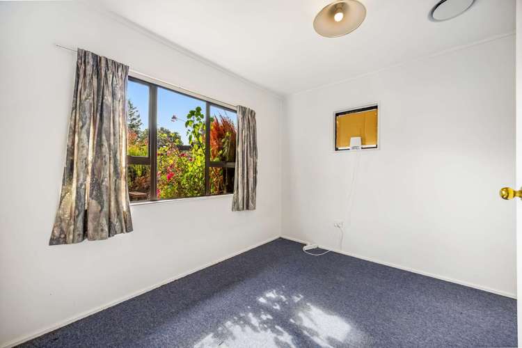 112 Parkers Road Carterton_11