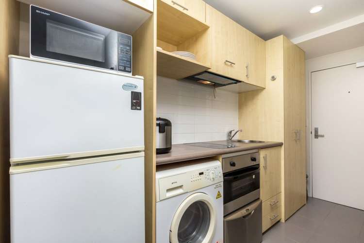 9c/23 Emily Place Auckland Central_5