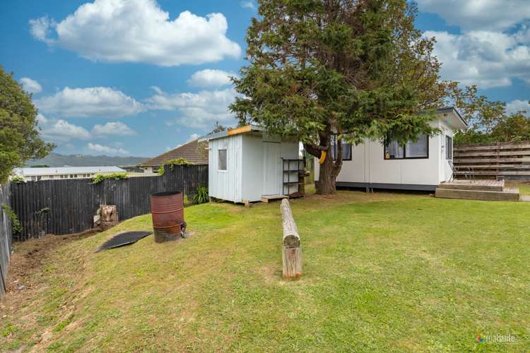 91 Driver Crescent Cannons Creek_12