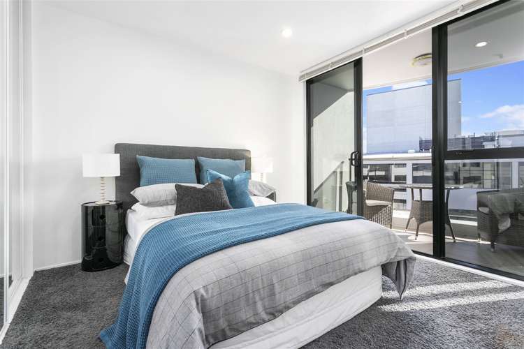 4a/175 Hurstmere Road Takapuna_14