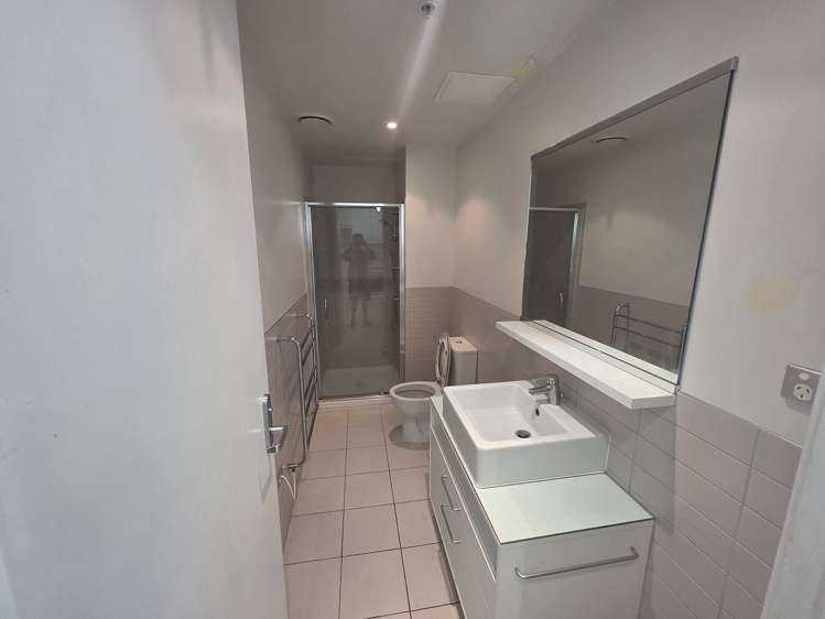 30 Beach Road Auckland Central_9