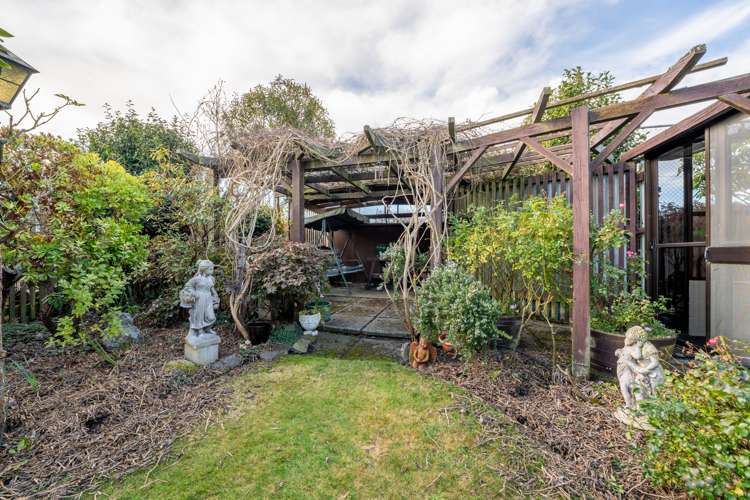 5 Cedar Place Gleniti_23