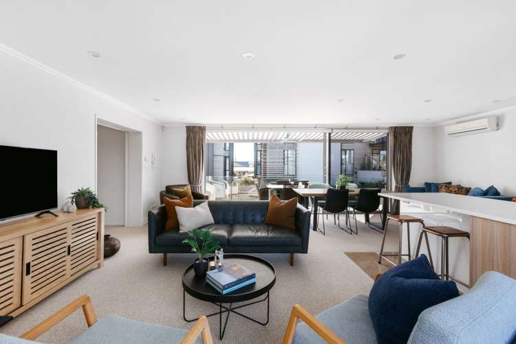 369C Oceanbeach Road Mt Maunganui_2