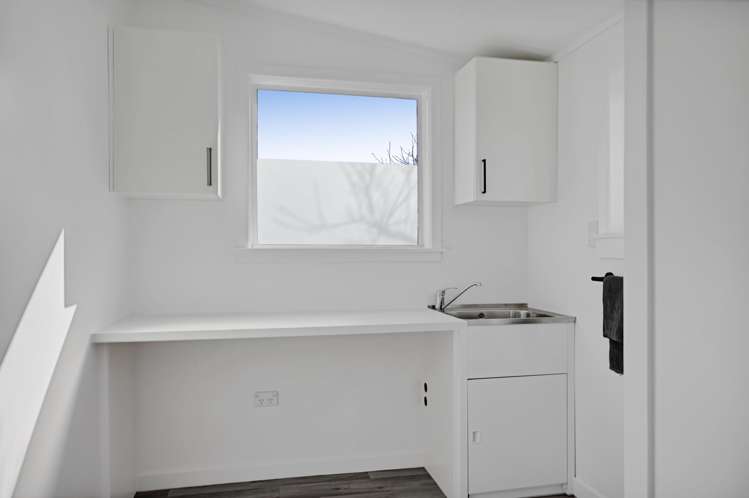 2 Burns Street Hawera_18