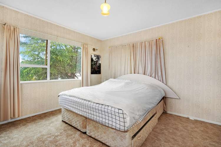 16 Taitua Drive Te Atatu South_11