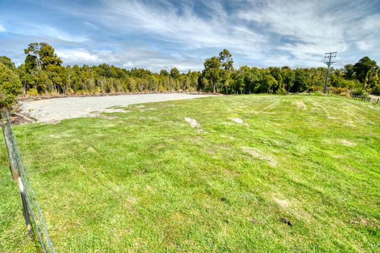 8 Chesterfield Road Awatuna_20