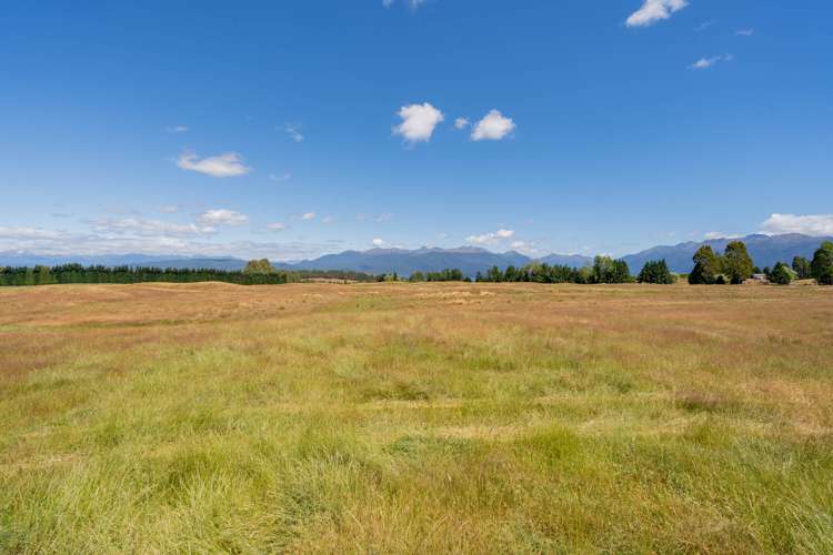 212 Sinclair Road Te Anau_6
