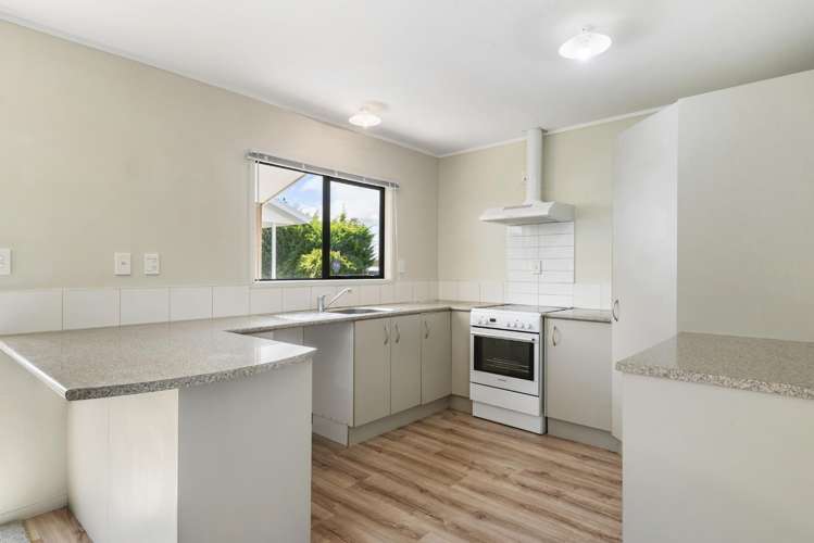 199 Chivalry Road Glenfield_20