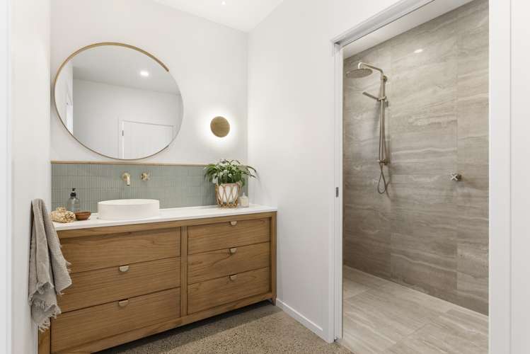 221 Sylvia Road Whangamata_24