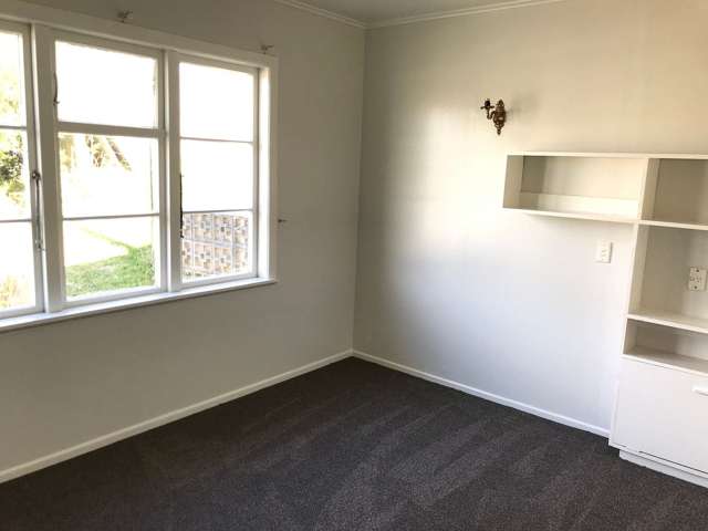 Family, 3-Bedroom Home in Cannons Creek