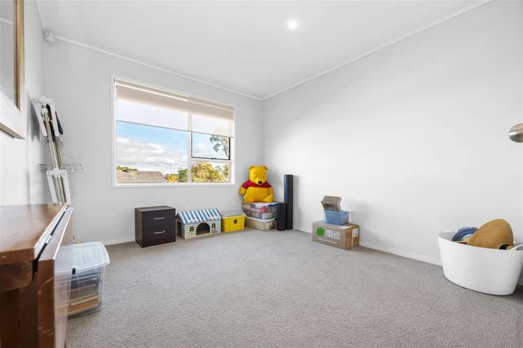 2 Gambare Place Wattle Downs_11