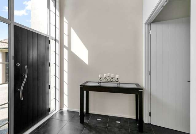 5 Fintry Place Flat Bush_1