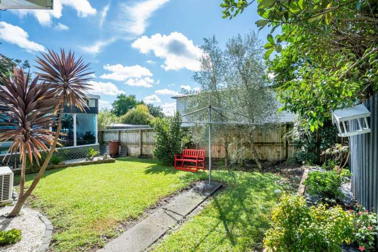 2/3 Cezanne Place_1