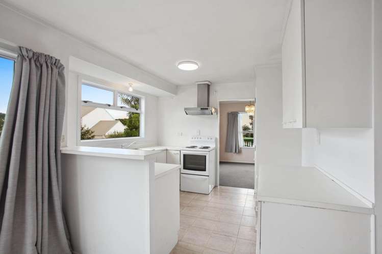 16 Leaming Place Clarks Beach_8