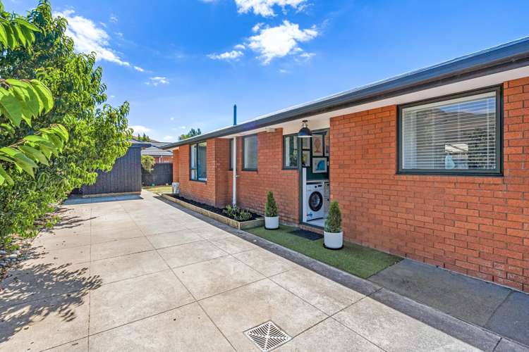 32 Scruttons Road Hillsborough_23