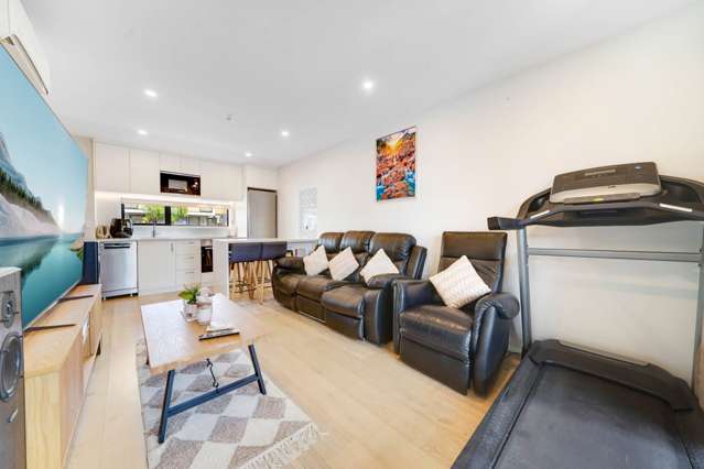 3/2 Parson Lane Papatoetoe_4