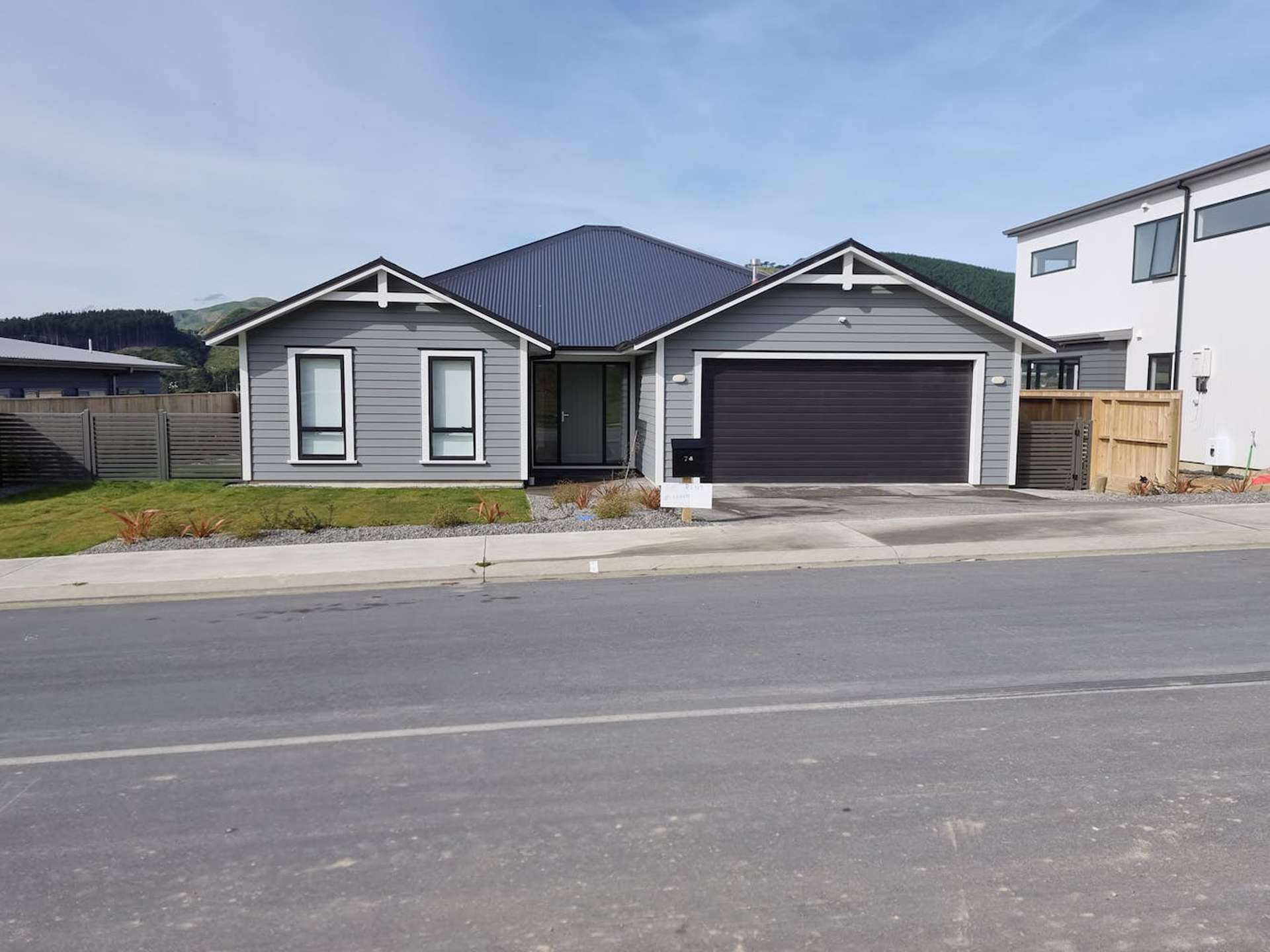 74 Hokioi Drive Porirua_0