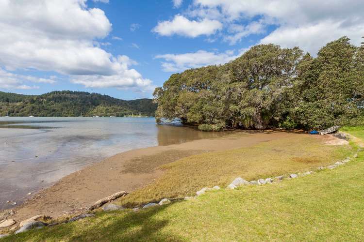 104 Awarua Place Whangamata_28