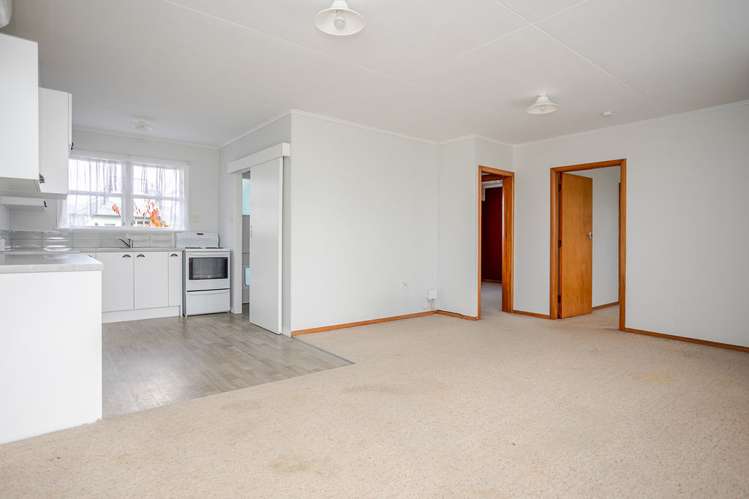 9/25 Queen Street Dannevirke_5