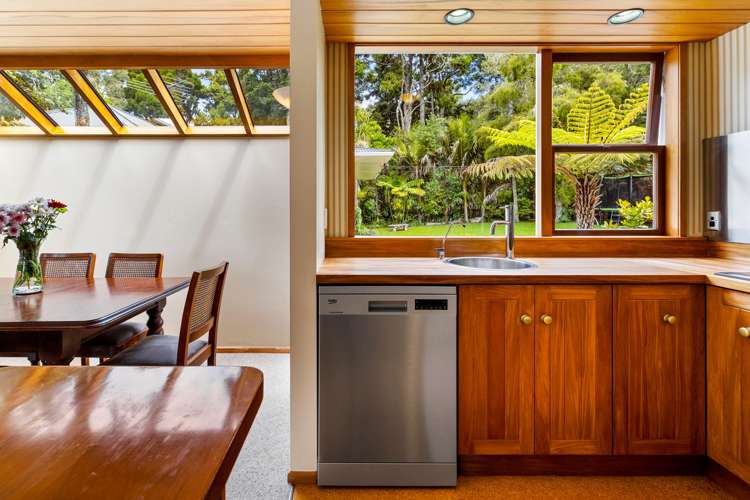 15 Sylvan Valley Avenue Titirangi_8