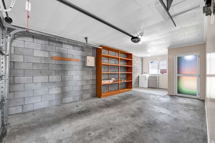 8b South Road Manaia_20