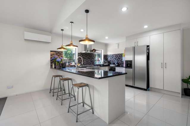 1 McKinnon Street 11373_2