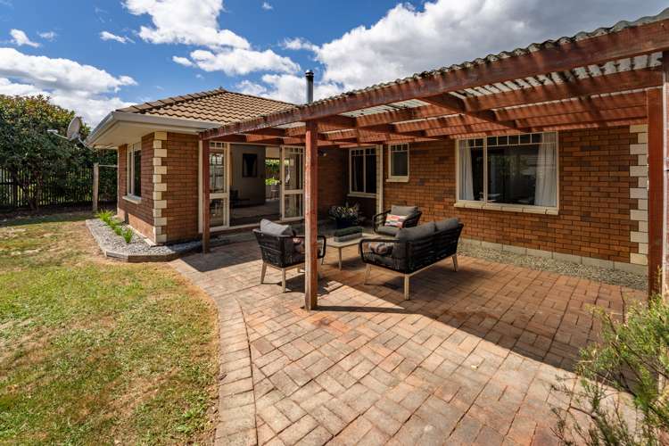 14 Vining Crescent Stoke_13