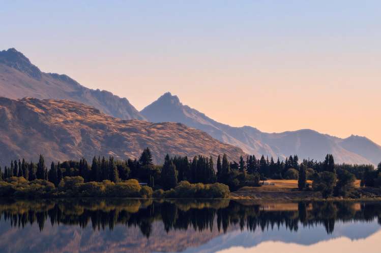 57 Arrowtown-Lake Hayes Road Lake Hayes_10