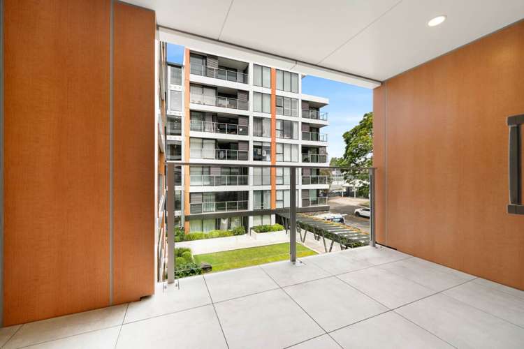 204/10 Lion Place Epsom_9