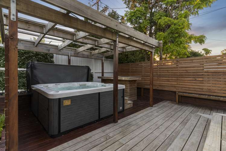 69 Island Bay Road Beach Haven_14