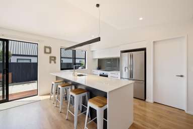 19 Maurice James Way_3