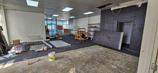 C/232 Main South Road Hornby_3