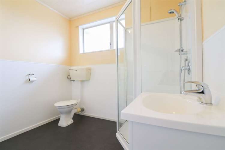 2/192 Church Street Timaru Central_4