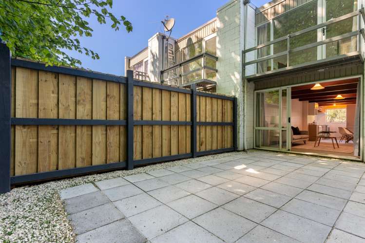 2/140 Waimairi Road Ilam_2