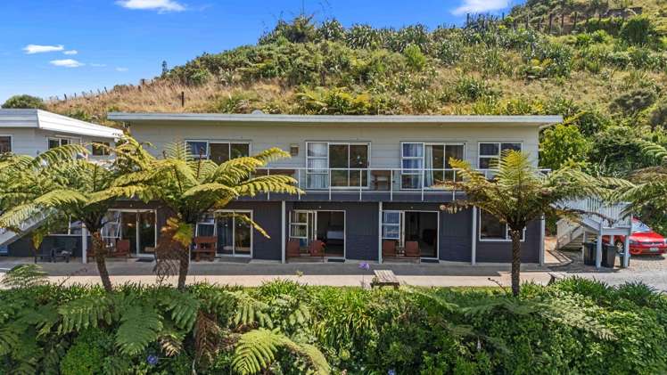 53 North Street Mokau_14