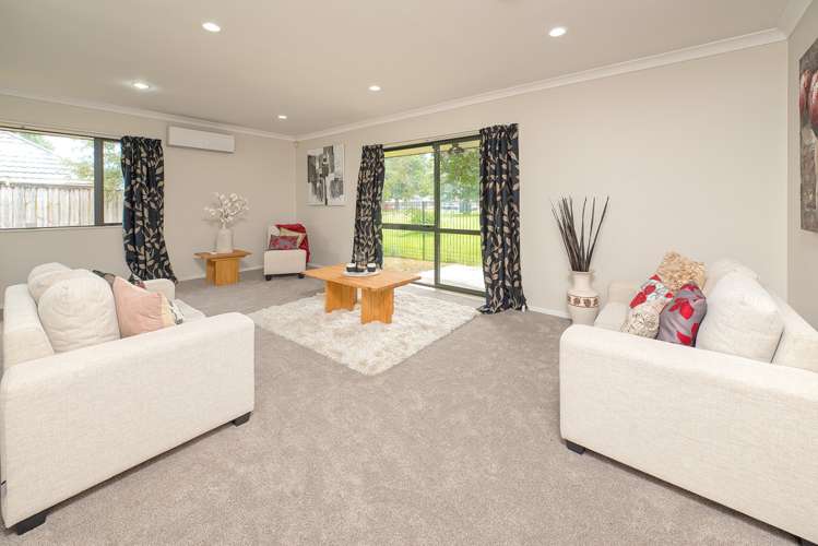 4 Old Park Place Takanini_4