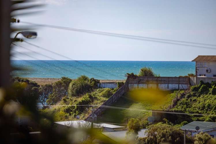 10 Church Road Maketu_10